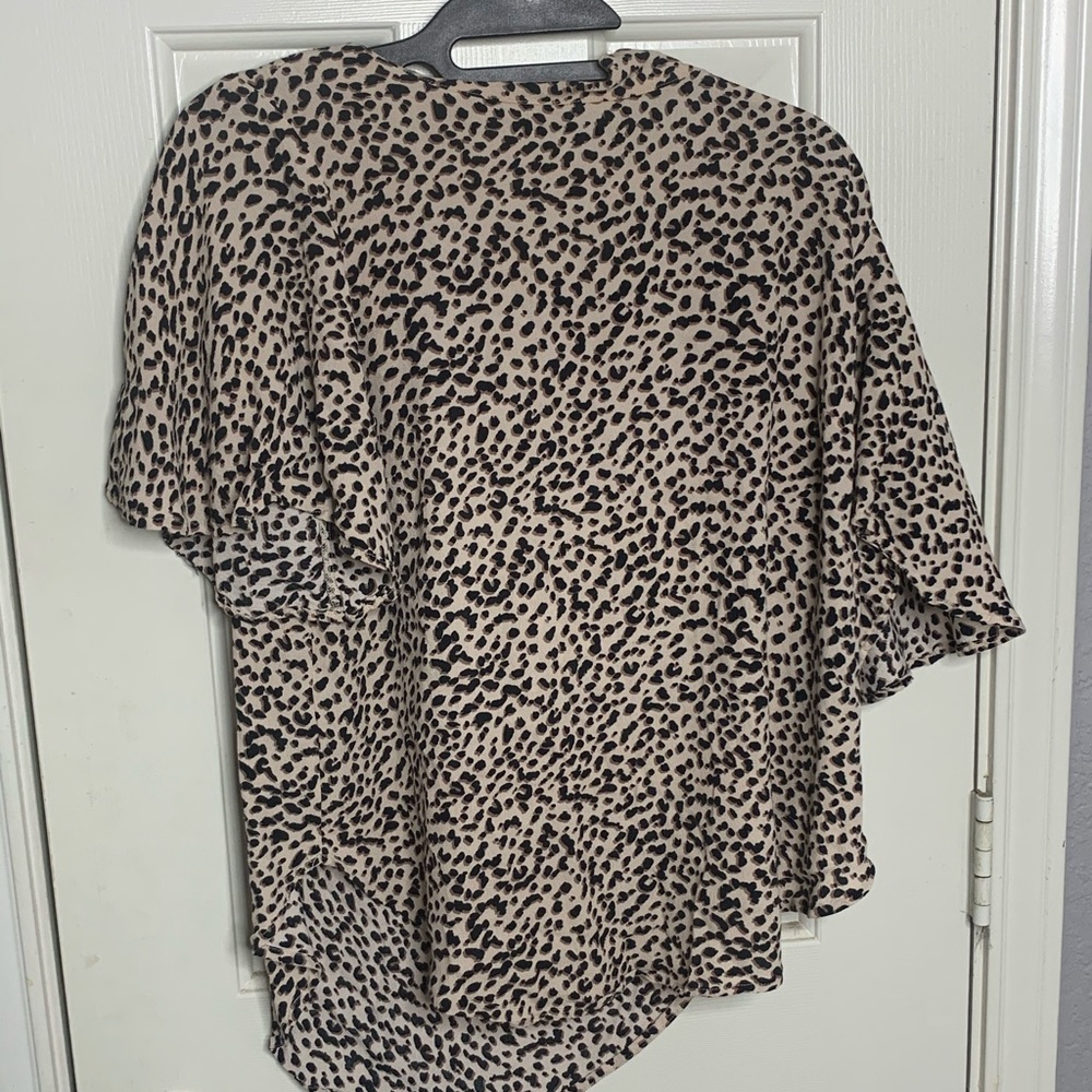 H&M cheetah top